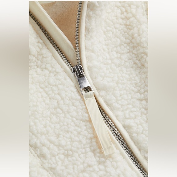 H&M Oversized Fleece Hoodie size medium - Picture 2 of 4